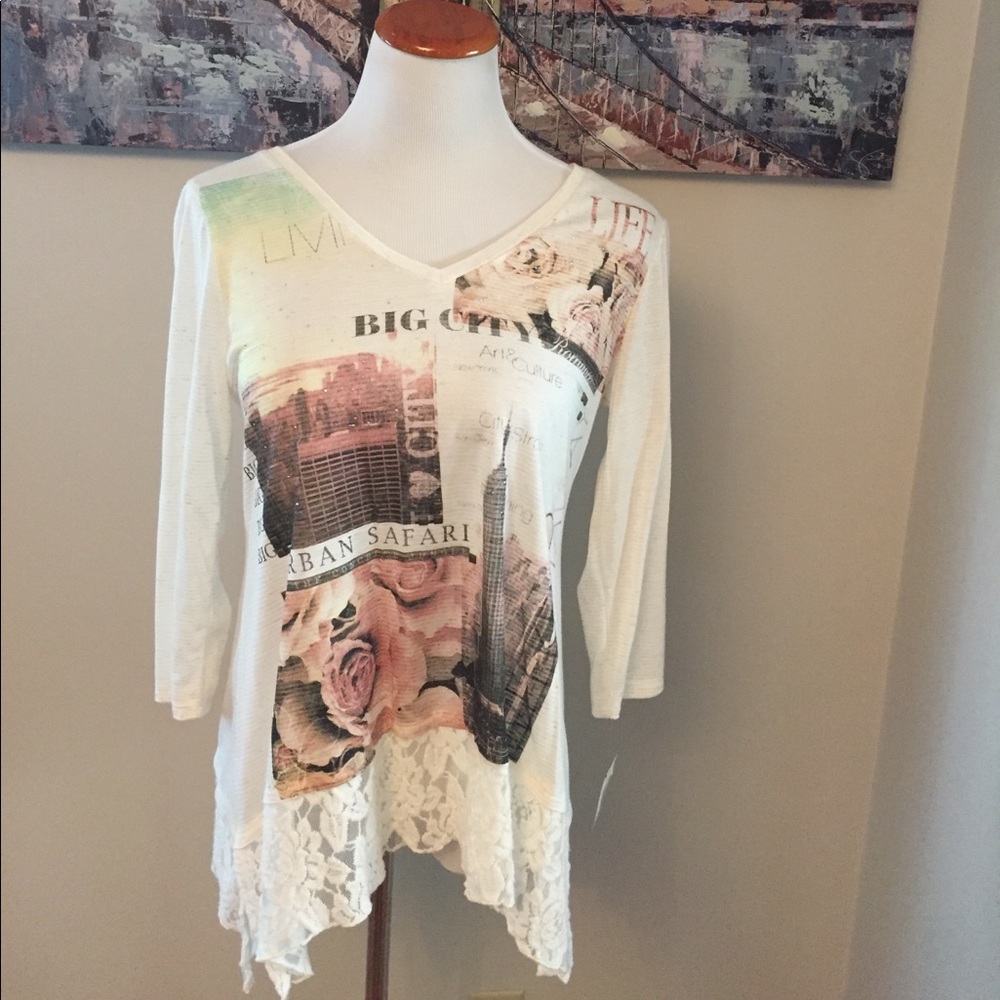 Style&Co. Graphic Shirt - 3/4 Lace Sleeve