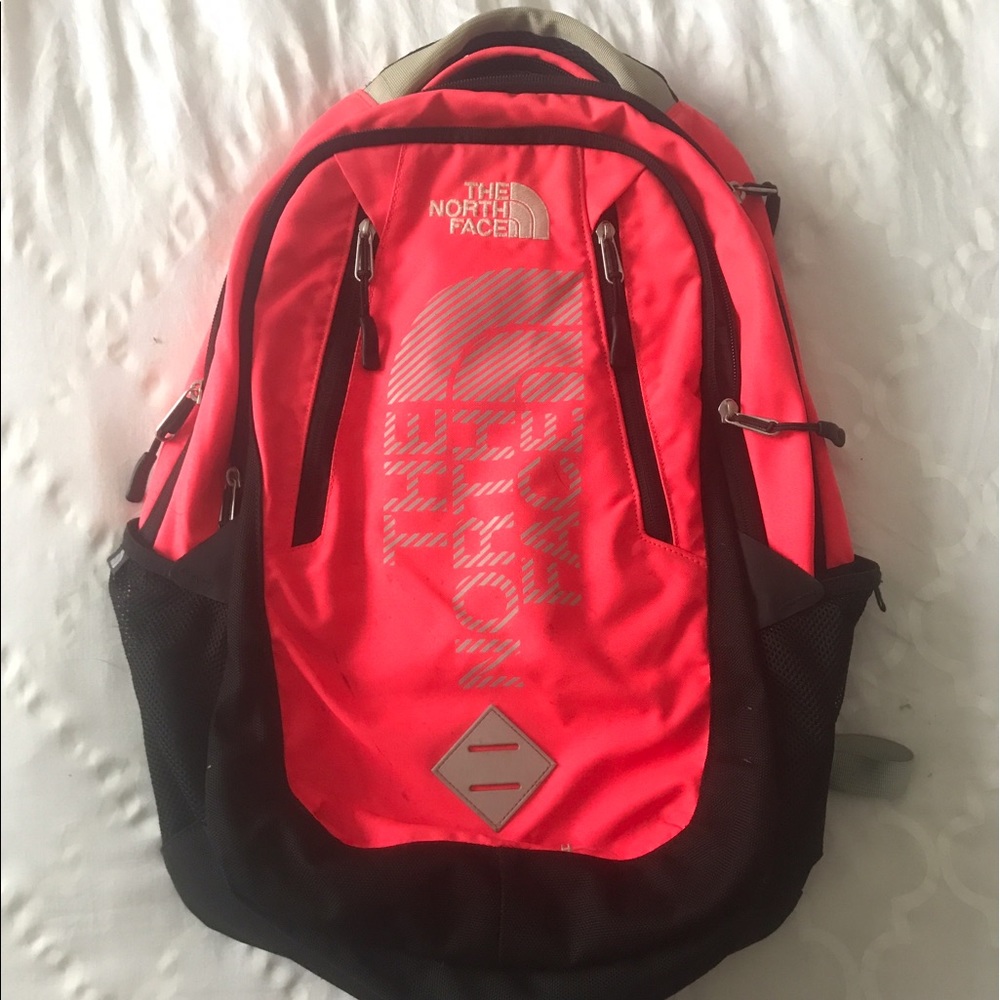 NORTH FACE - neon pink backpack