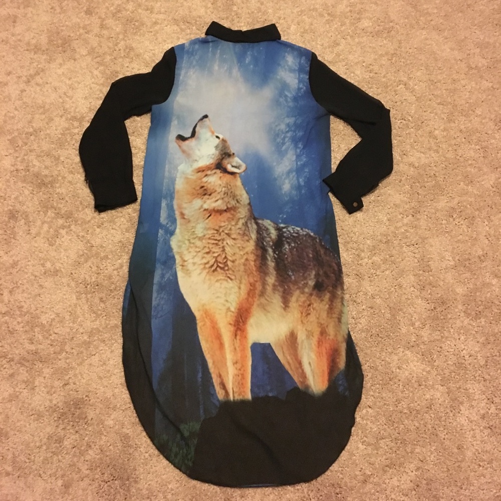 Wolf print blouse