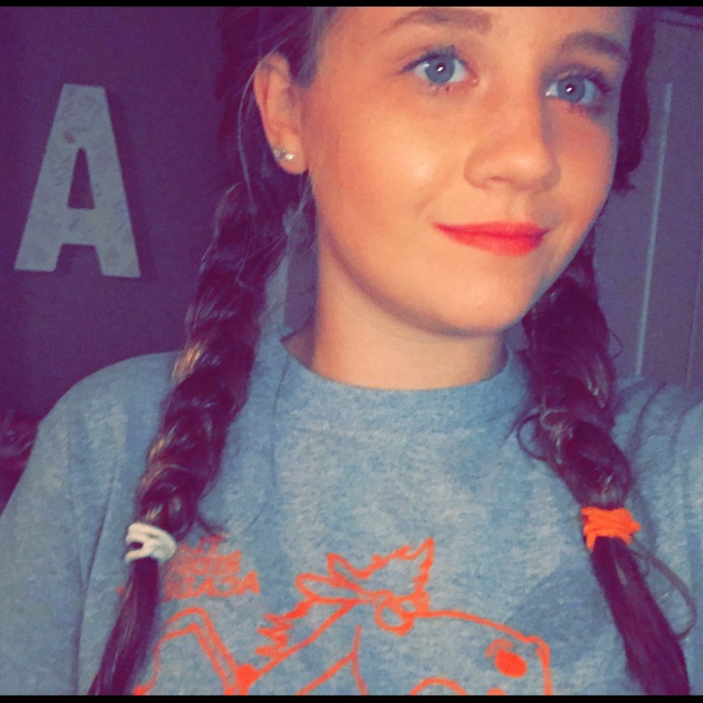 Meet your Posher, Lexi