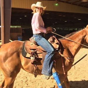 Meet your Posher, Lauren