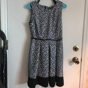 Ellen Tracy Leopard print black and white dress