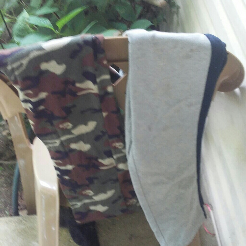 2 pairs of boys sleeping pants