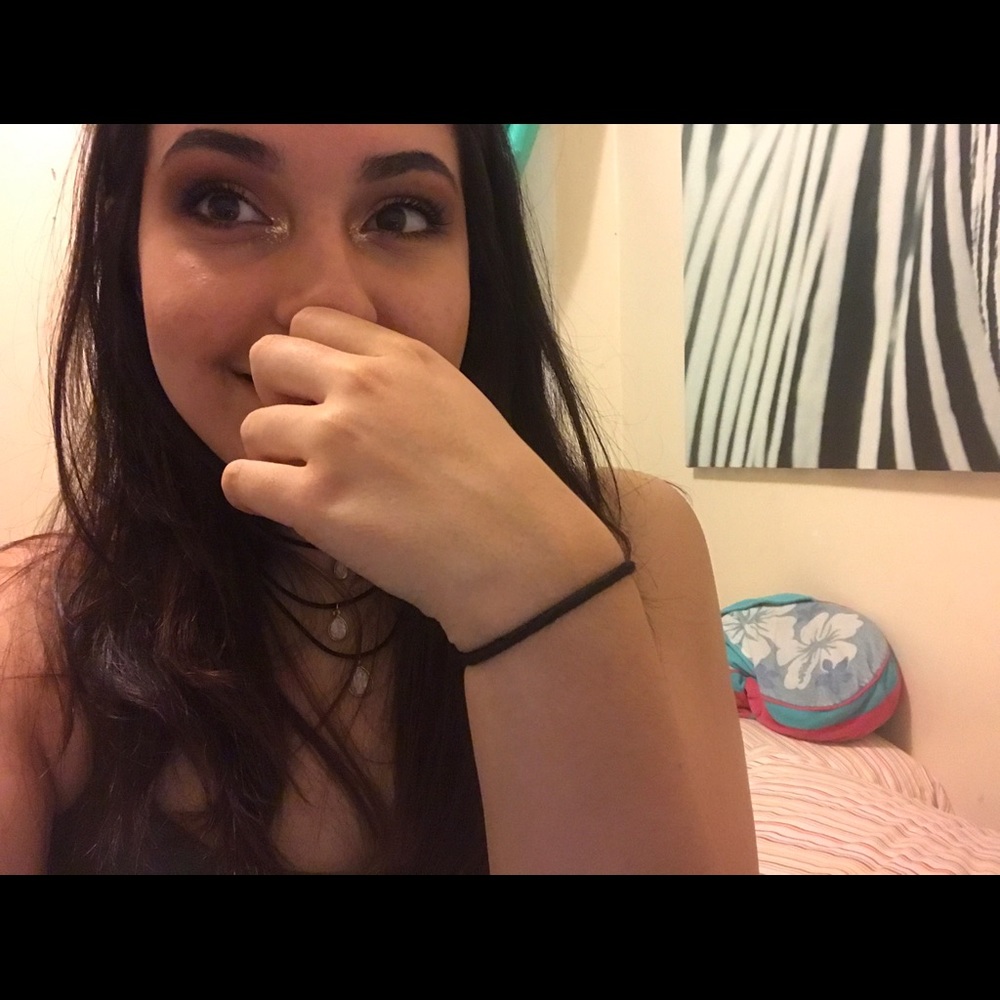 Meet your Posher, Melanie