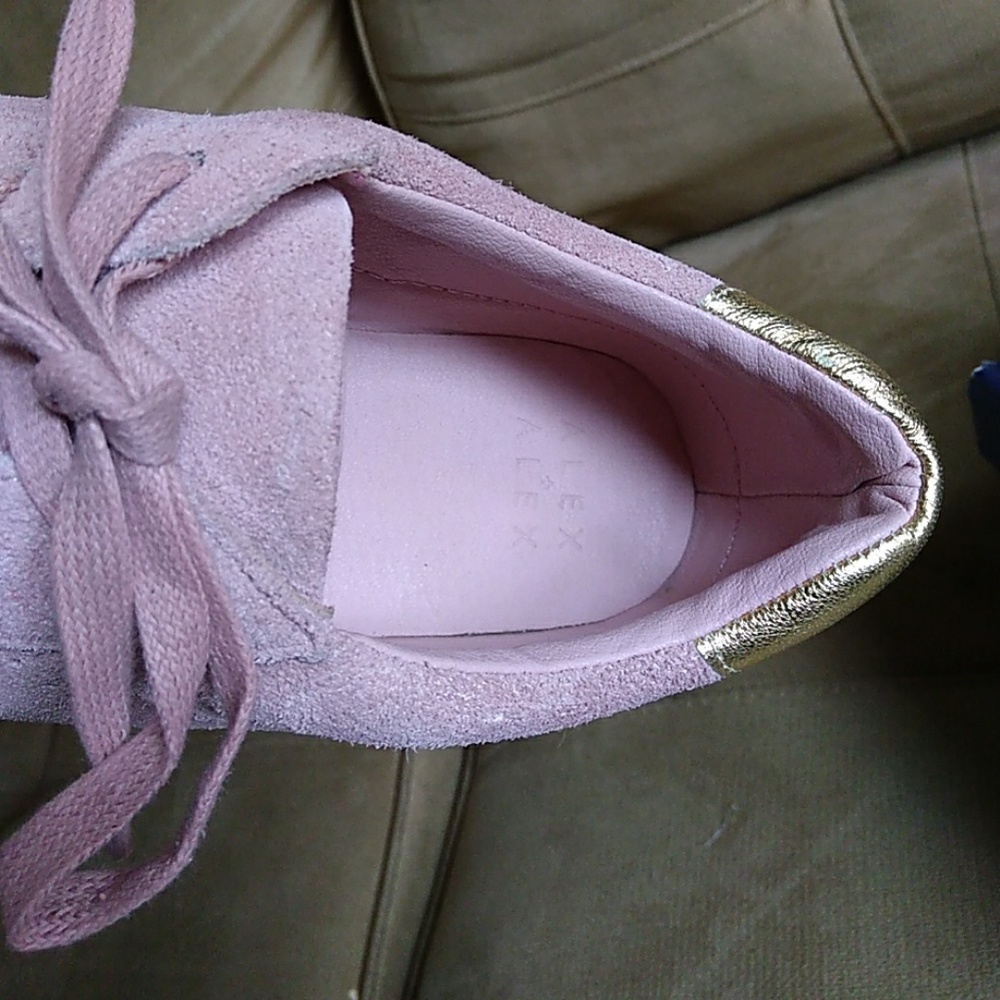 Alex + Alex - image 5