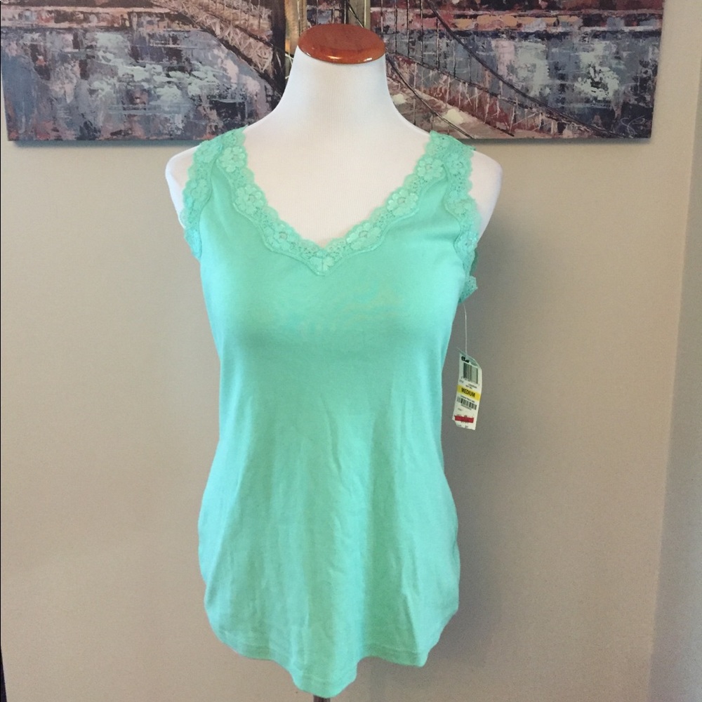 Karen Scott EDV Sleeveless Scallop Lace Tank