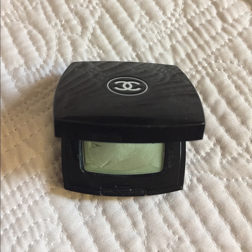 CHANEL Ombré Unique Creme IlluminatIng Eyeshadow
