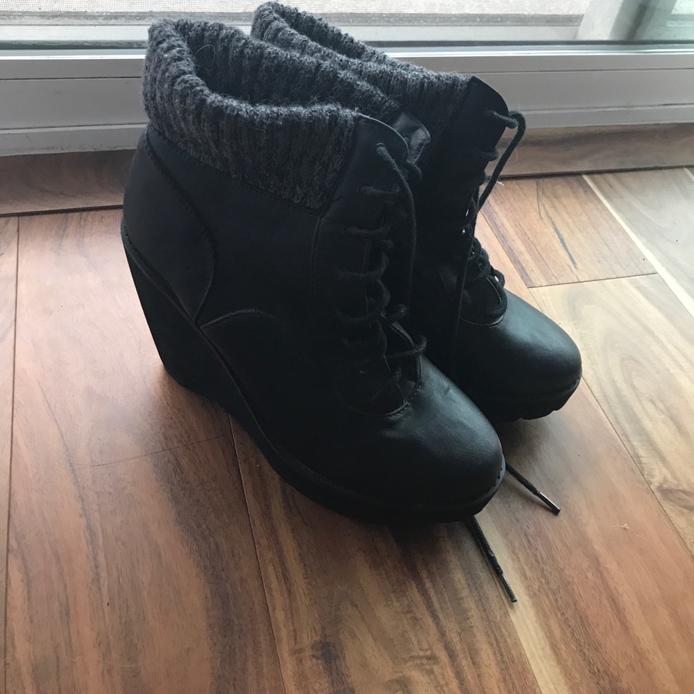 Black Leather Platform Boots (Deena and Ozzy)