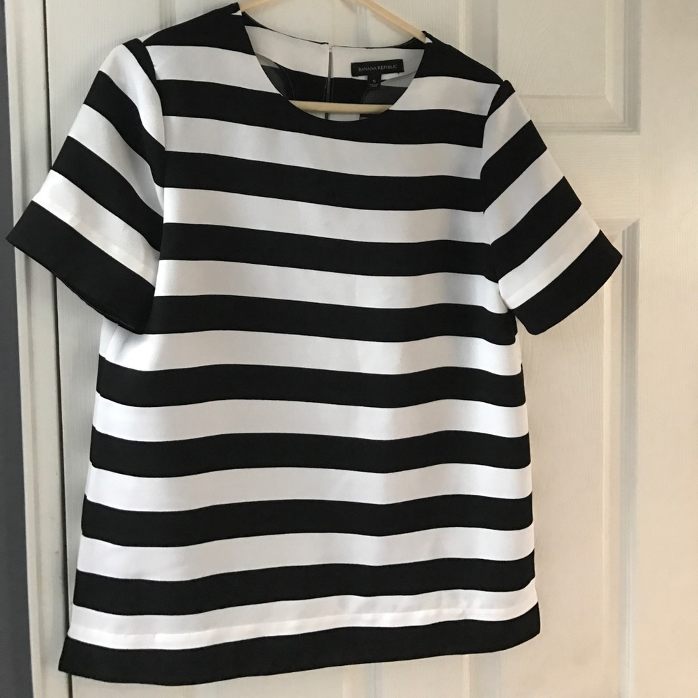 Banana republic top.