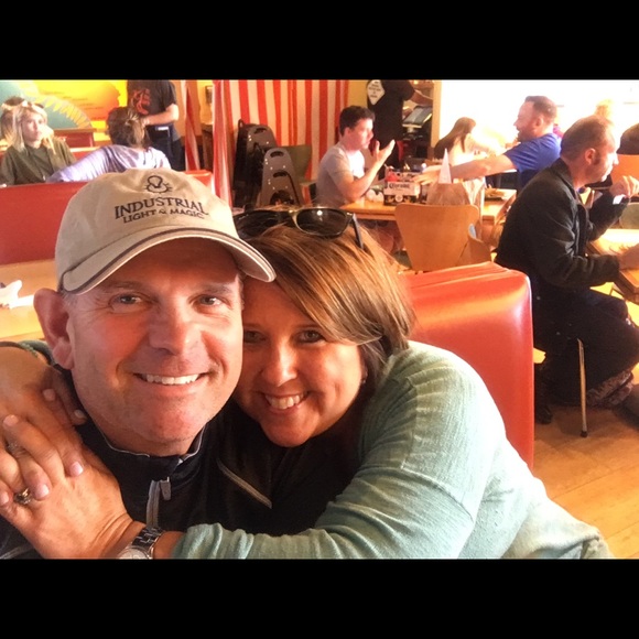 Meet your Posher, Laurie - Picture 2 of 3