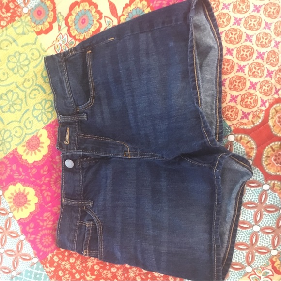 Old Navy Denim Shorts - Picture 1 of 2