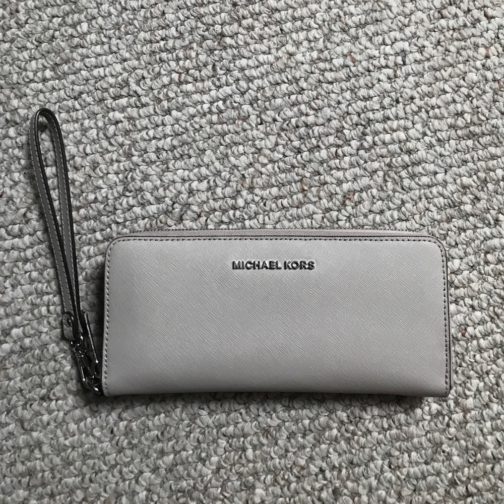 Brand new Michael Kors wallet