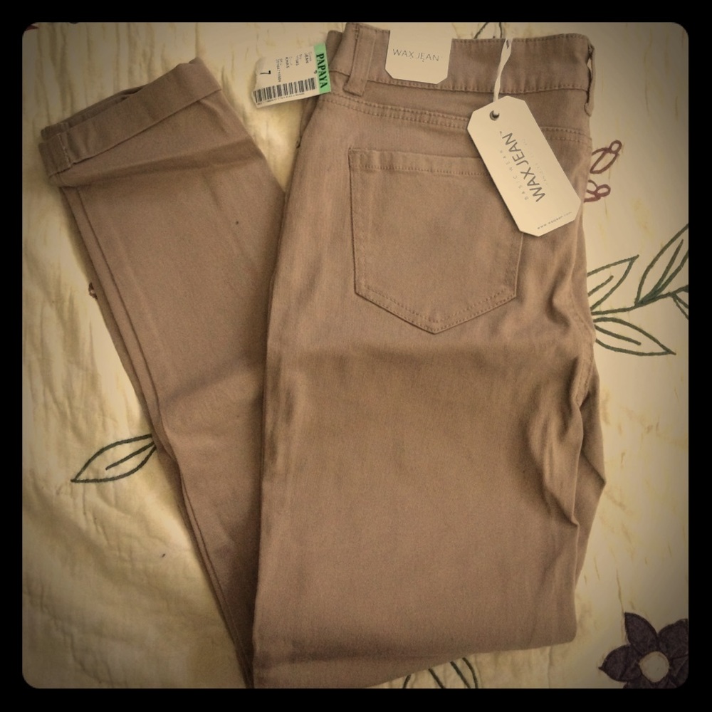capris