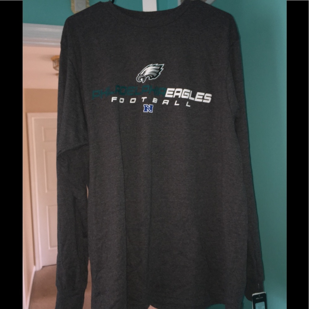 Men's Majestic Eagles Long-sleeve