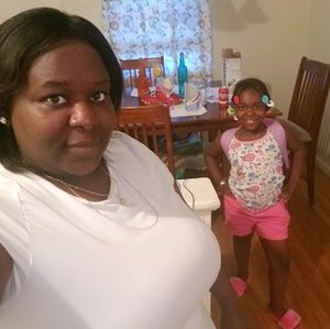 Meet your Posher, Niesha