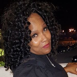 Meet your Posher, Anita