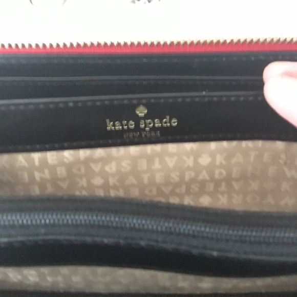 SOLD ♠️ Kate Spade Wallet ♠️ - Picture 4 of 6