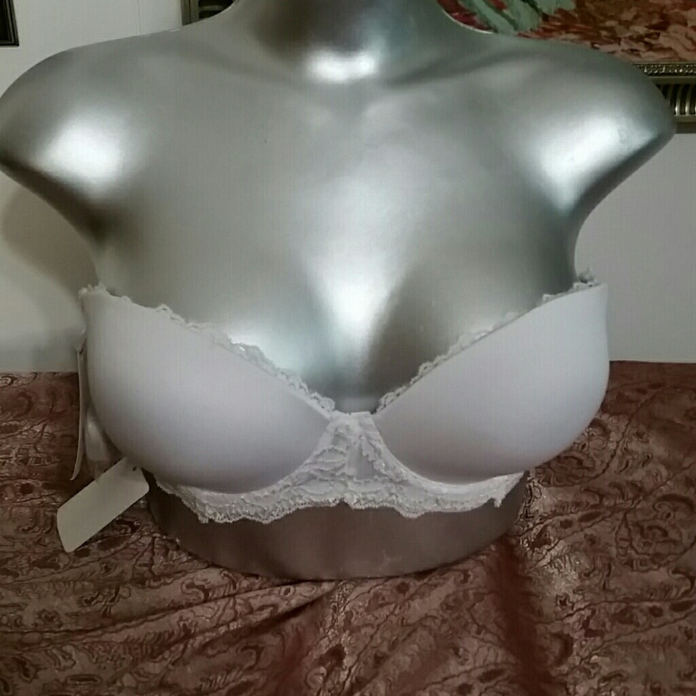Izod four way bra