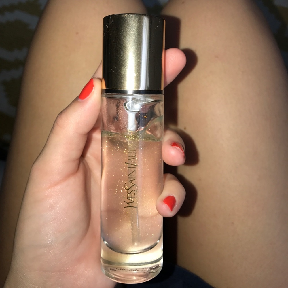 🆘SOLD ON DEPOP🆘YSL Touché Eclat Blur Primer