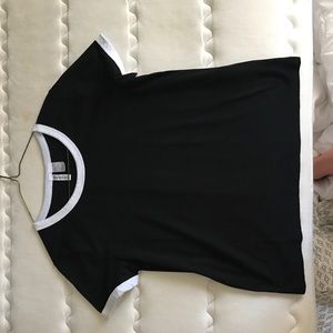 H&M comfy black tee