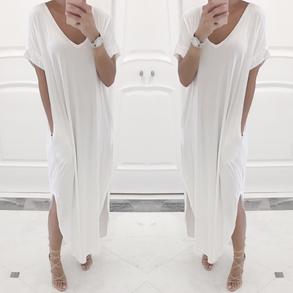 SOLD OUT ❌ Cassie Oversized Maxi Dress in Ivory - Picture 3 of 4