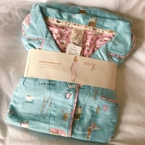 24 HOUR SALE✨Munki Munki Flannel Pajamas
