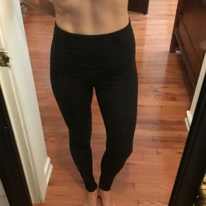 Yummie by Heather Thomson black waist legging