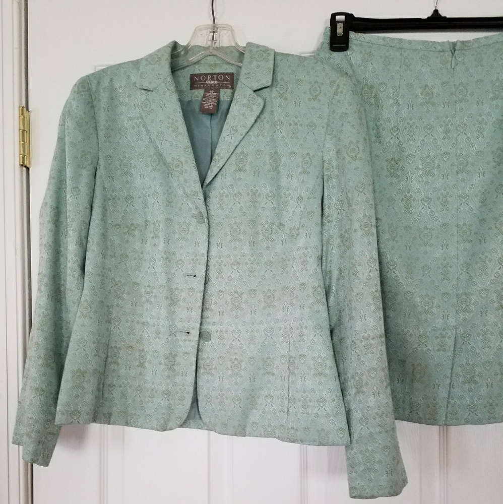 2 Piece Suit