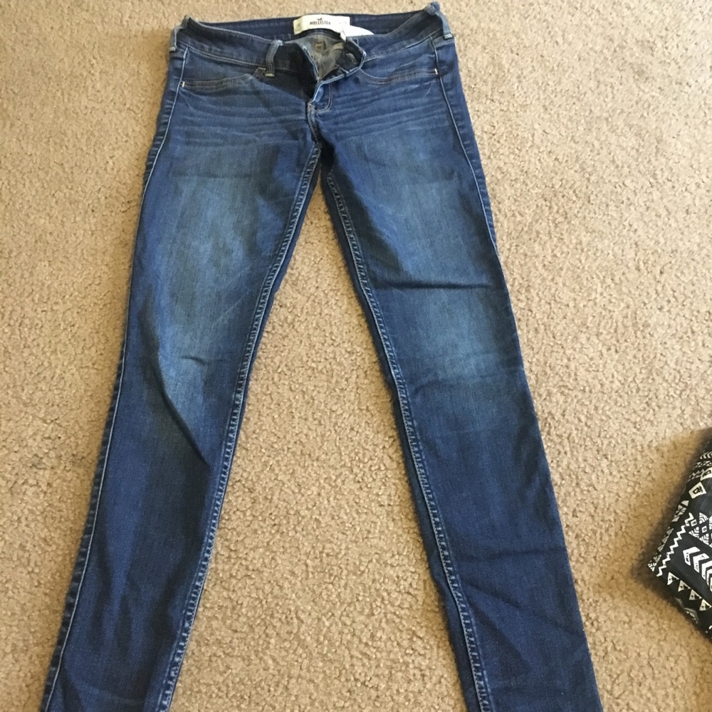 2 pairs of Hollister jeans