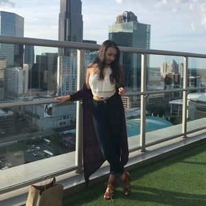 Meet your Posher, Nora