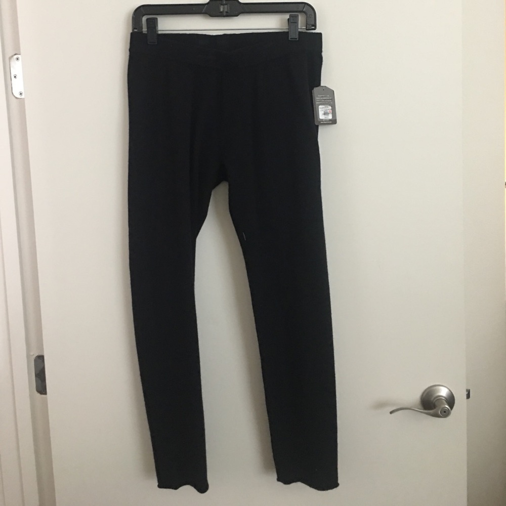Qi Cashmere Cropped Legging