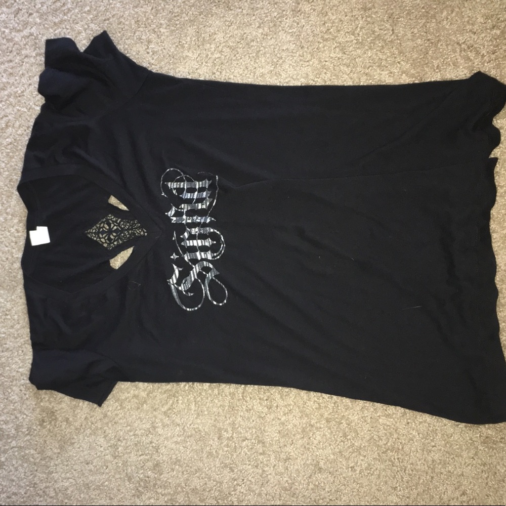 Sinful V-neck size Large