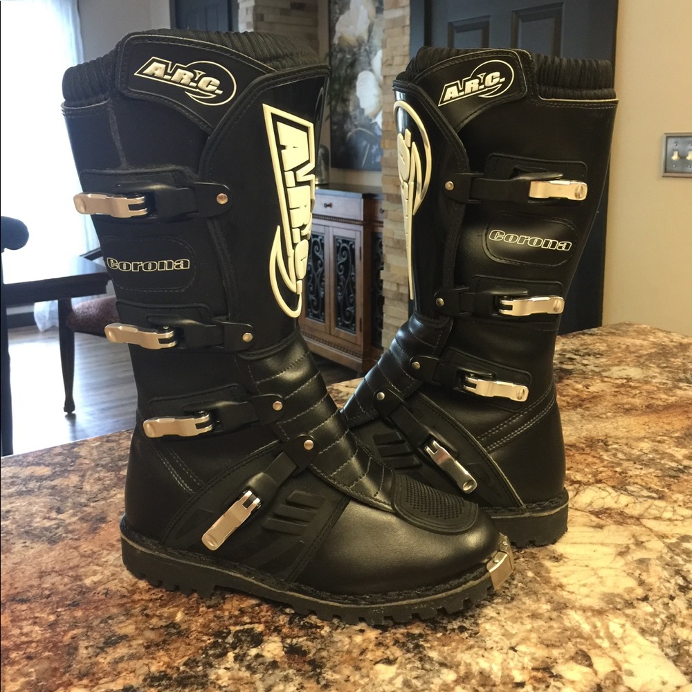 Men's motorcycle riding boots size 8