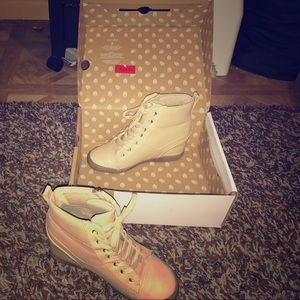 Gently worn WEDGE SNEAKERS