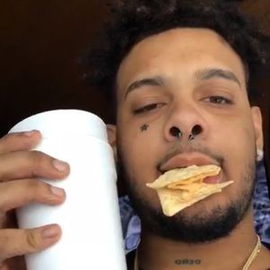 Meet your Posher, Eli