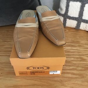 Tod's two tone loafer