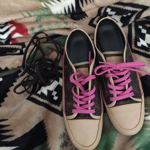 Louis Vuitton chuck taylor sneakers(read) 38.5