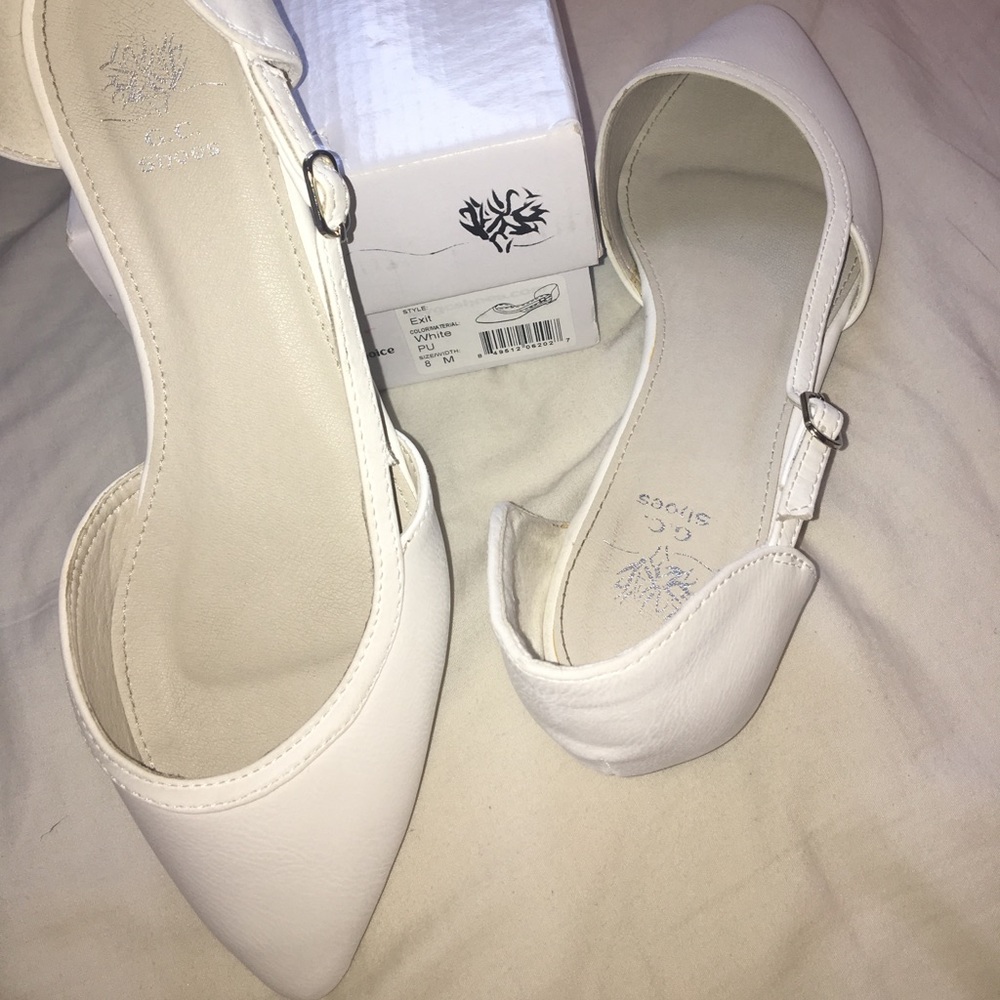 White summer flats