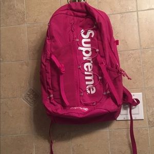 SUPREME BACKpack
