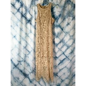 Beautiful lace midi dress