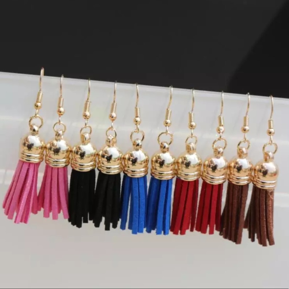 5/$25 Gold Tassel hook earrings boho bohemian