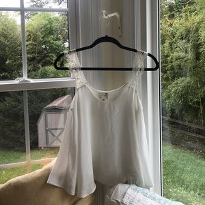 ✨LA Hearts Lace Strap Top✨