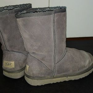Grey uggs