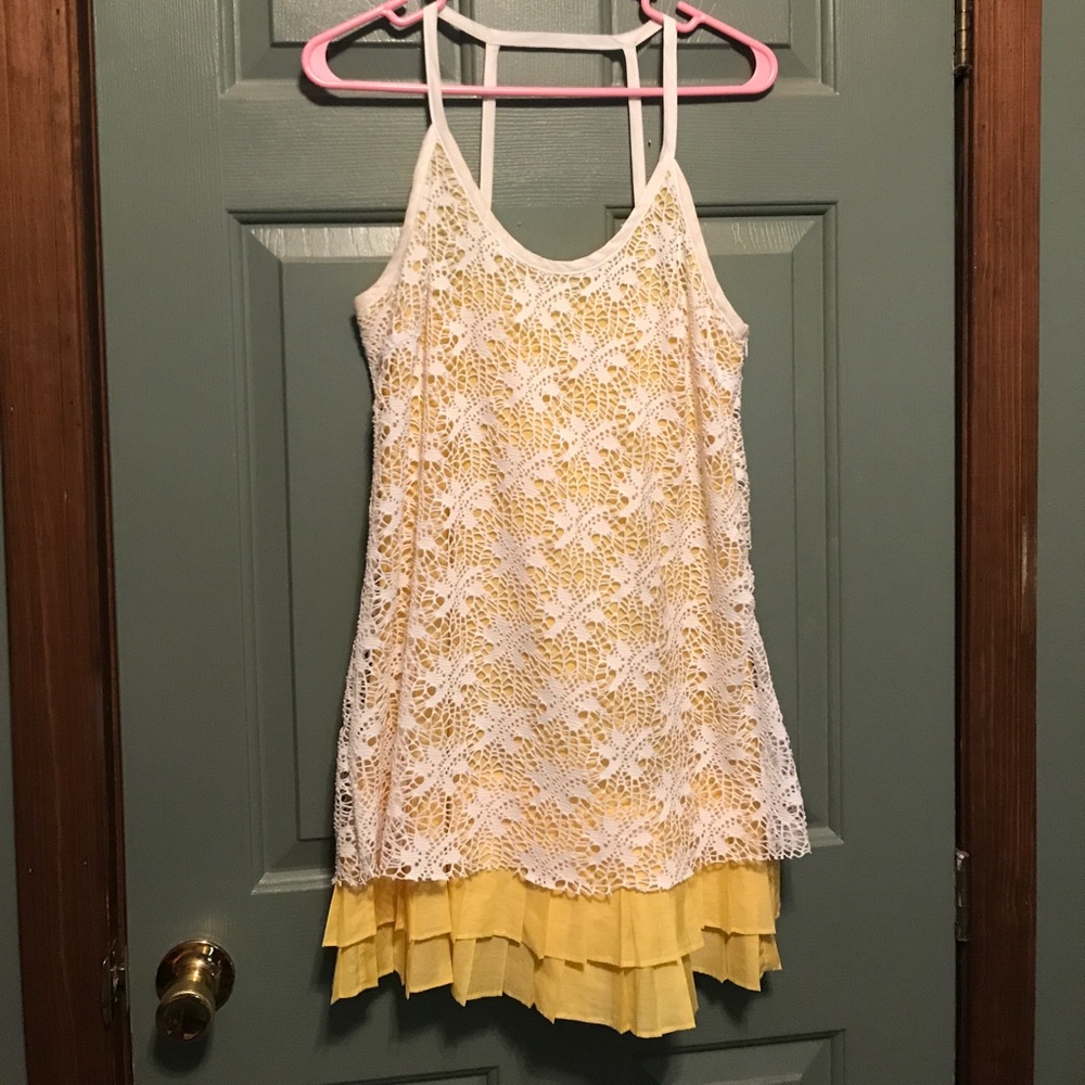 Yellow/White Lace Dress