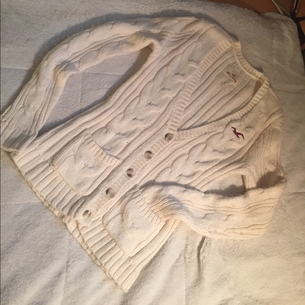 Cable knit cardigan