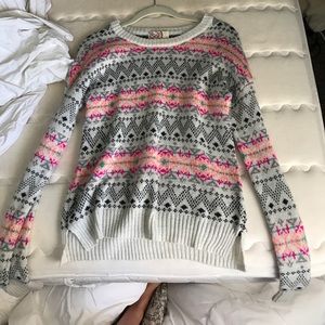 KHOLS Cozy Patterned Sweater