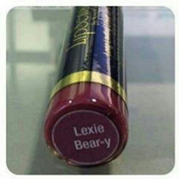 Lexie Bear-y LipSense - Picture 1 of 2