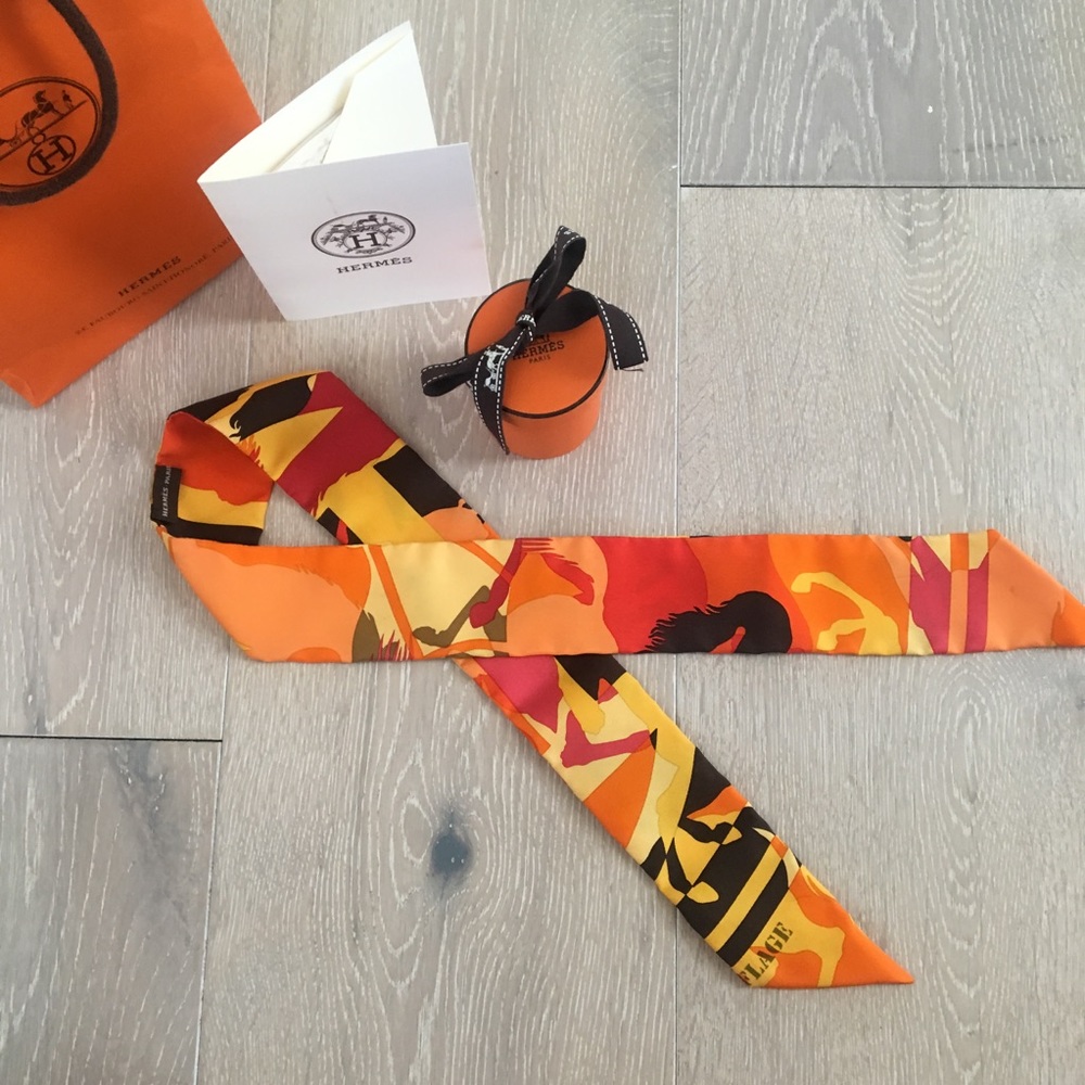 Hermes • silk twilly scarf