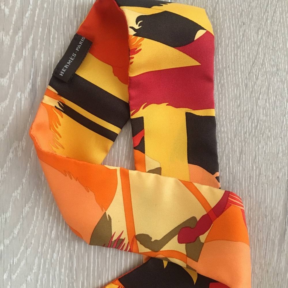 Hermes • silk twilly scarf - Picture 4 of 7