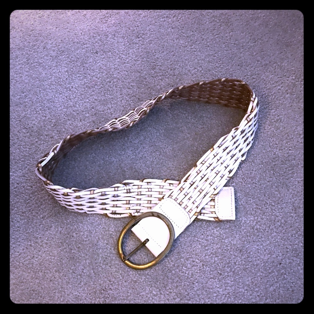 White and gold large ladies belt